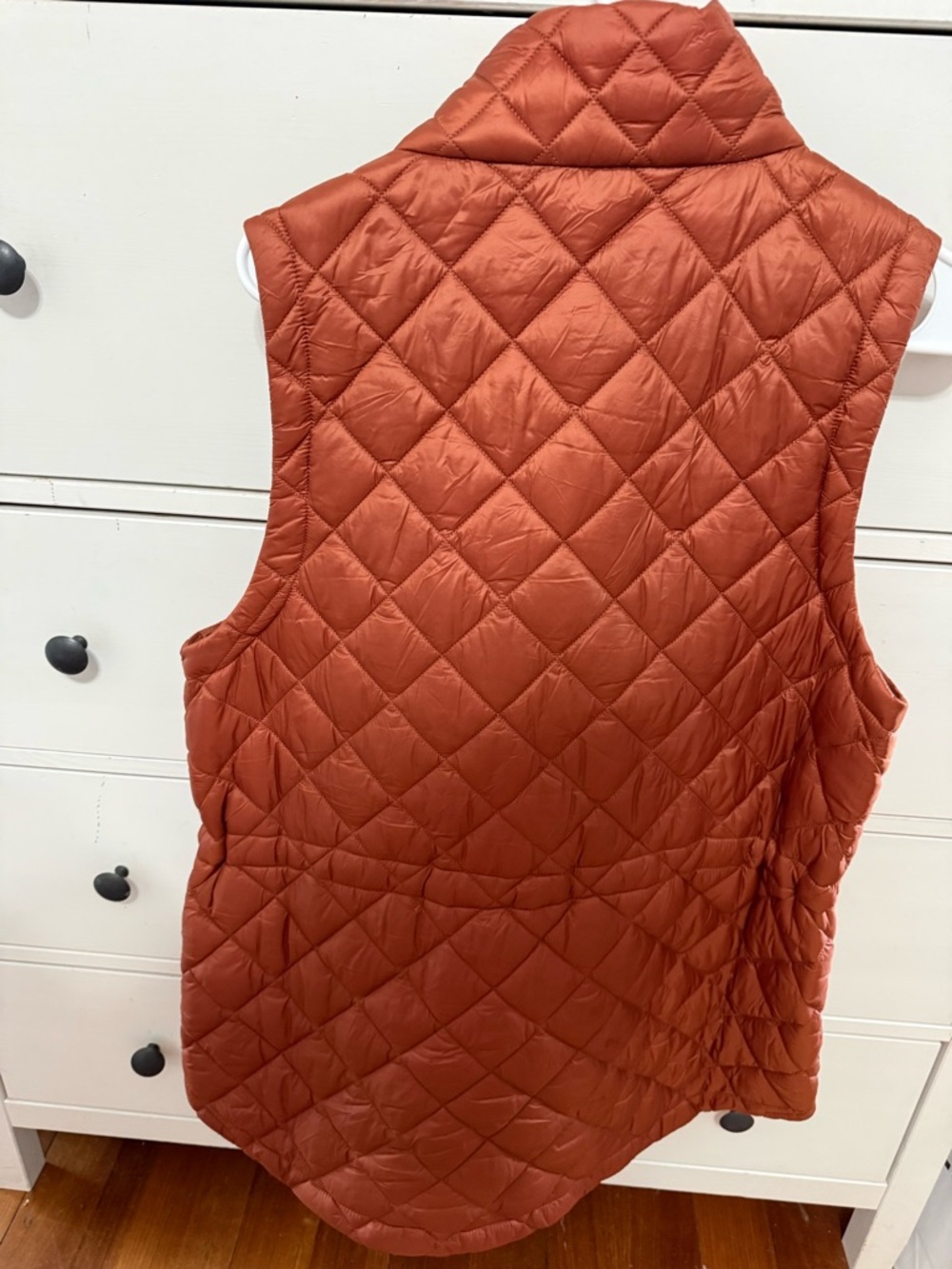 Athleta Quilted Vest in Rust - Picture 2 of 3